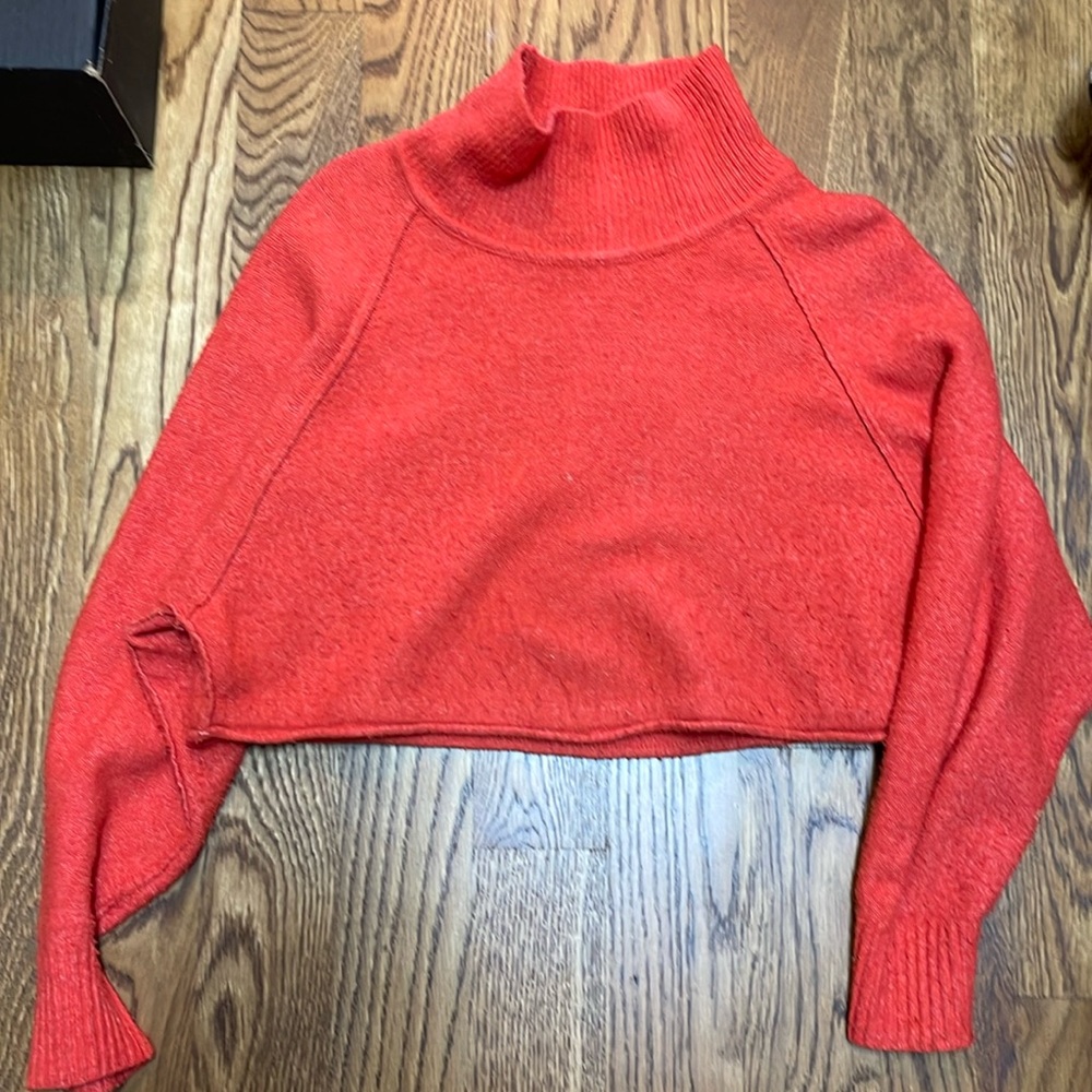 Urban Outfitters Cropped Sweater